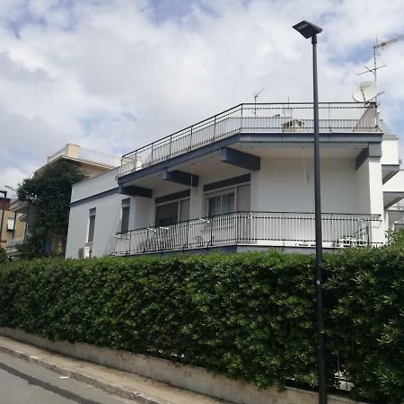 Cento Passi Dal Mare Gaeta Exterior foto
